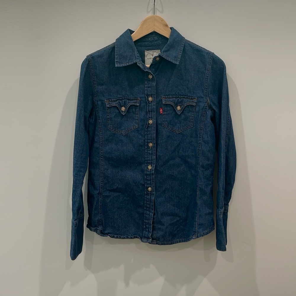 Levi’s Red Tab: Women’s Small Denim Button Down Shirt